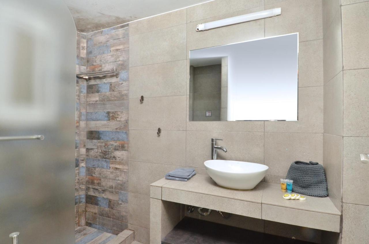 Διαμέρισμα Stathmos Larissis A, A Cozy 2br Apartment, Clo...